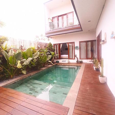 Loka Anyar Guest House Kerobokan Exterior foto